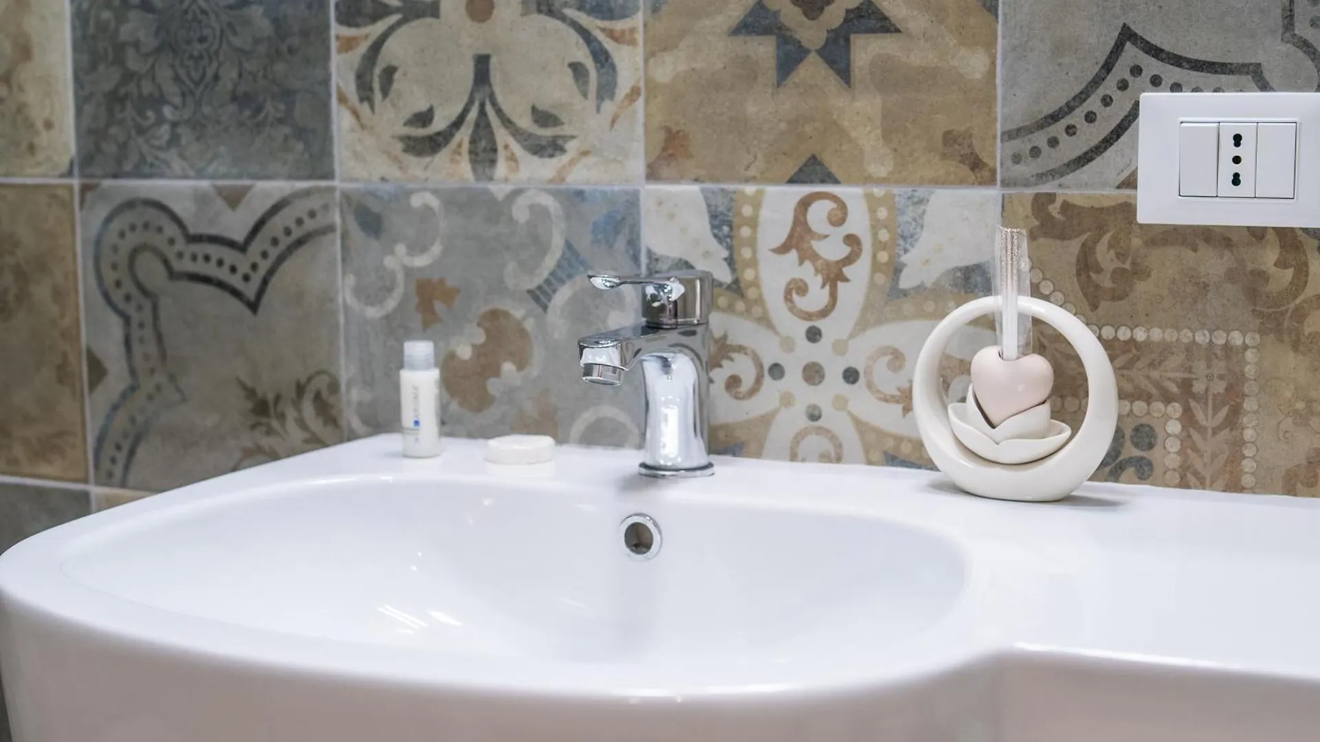 B&B La Dimora Di Pepe Custonaci Bed & Breakfast